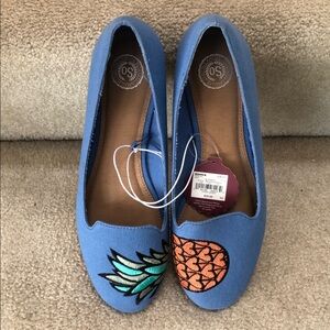 Blue Pineapple Embroidered Loafers
